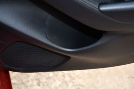 2016款马自达3Axela昂克赛拉两厢1.5L自动舒适型