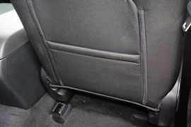 2016款马自达3Axela昂克赛拉两厢1.5L自动舒适型