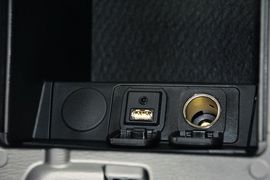 2016款马自达3Axela昂克赛拉两厢1.5L自动舒适型