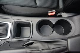 2016款马自达3Axela昂克赛拉两厢1.5L自动舒适型