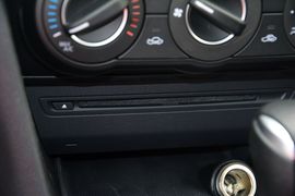 2016款马自达3Axela昂克赛拉两厢1.5L自动舒适型