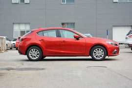 2016款马自达3Axela昂克赛拉两厢1.5L自动舒适型