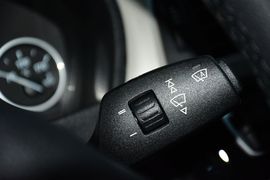 2016款宝马320i时尚型