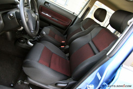 2010款长城哈弗M2试驾