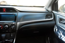 2016款本田凌派1.8L