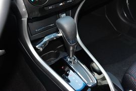 2016款本田凌派1.8L