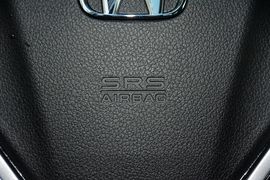 2016款本田凌派1.8L