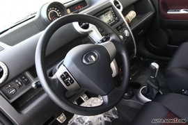 2010款长城哈弗M2试驾