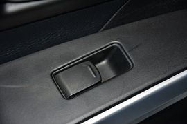 2015款铃木锋驭1.6L