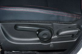2015款铃木锋驭1.6L