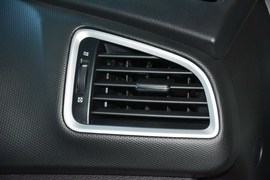 2015款铃木锋驭1.6L