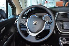 2015款铃木锋驭1.6L