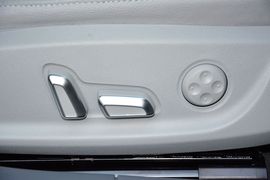 2016款奥迪A4L