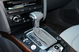 2016款奥迪A4L
