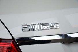2015款吉利远景1.5L手动幸福型