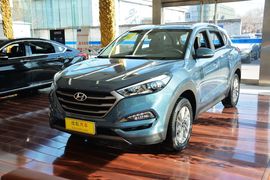 2015款现代全新途胜1.6T双离合两驱智能型
