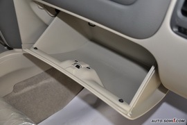 东南V3菱悦1.5L手动旗舰升级版
