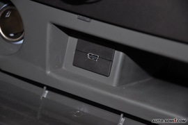东南V3菱悦1.5L手动旗舰升级版