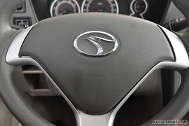 东南V3菱悦1.5L手动旗舰升级版
