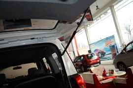 2016款东风郑州日产帅客1.5L手动标准型