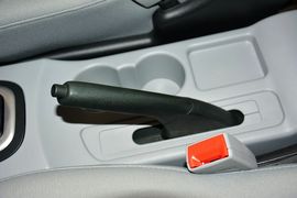 2016款东风郑州日产帅客1.5L手动标准型