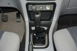 2016款东风郑州日产帅客1.5L手动标准型