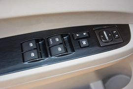 2016款东风风行景逸X3