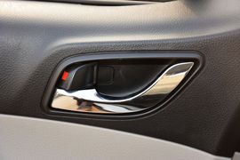 2016款东风风行景逸X3