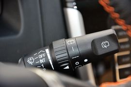 2016款东风风行景逸X3