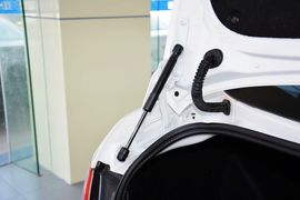 2016款奔腾B70