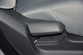 2014款现代瑞纳三厢1.4L自动时尚型GS