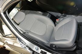 2014款现代瑞纳三厢1.4L自动时尚型GS