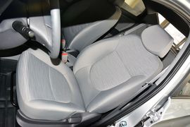 2014款现代瑞纳三厢1.4L自动时尚型GS