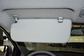 2014款现代瑞纳三厢1.4L自动时尚型GS