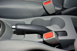 2014款现代瑞纳三厢1.4L自动时尚型GS