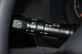 2014款现代瑞纳三厢1.4L自动时尚型GS