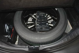 2015款丰田RAV4