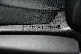 2015款丰田RAV4