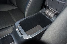 2015款丰田RAV4