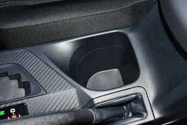 2015款丰田RAV4