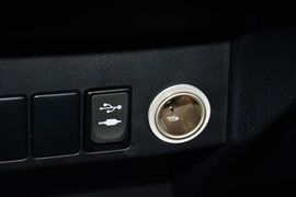 2015款丰田RAV4