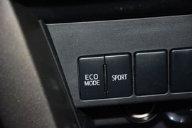 2015款丰田RAV4