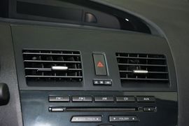 2015款马自达3星骋1.6L自动舒适型