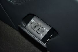 2014款奥迪A8L