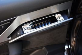 2014款奥迪A8L