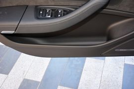 2014款奥迪A8L