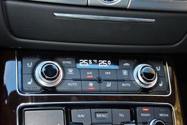 2014款奥迪A8L