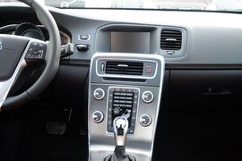 2016款沃尔沃V60