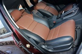 2016款江铃驭胜S350