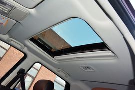 2016款江铃驭胜S350